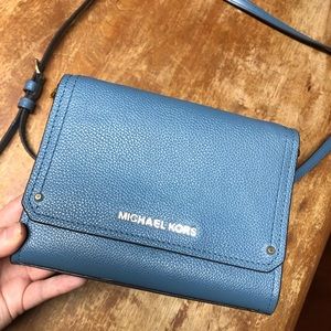 Small Michael Kors blue leather bag